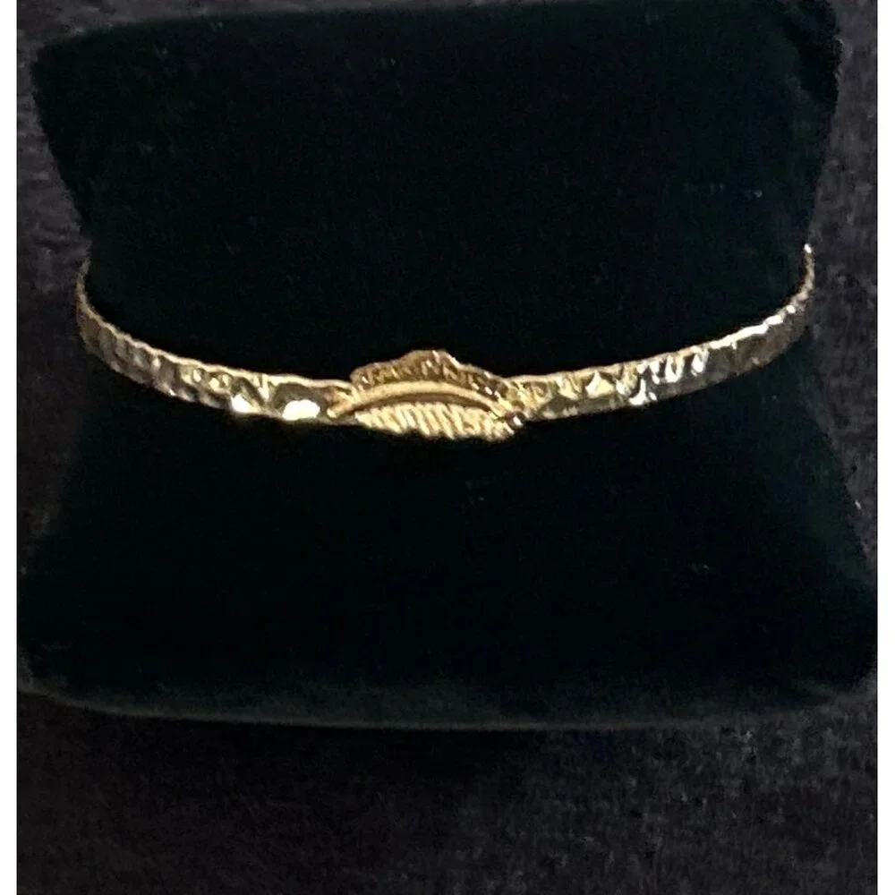 Vintage Gold Tone Bangle Bracelet With Leaf Detailing & Hammered Texture